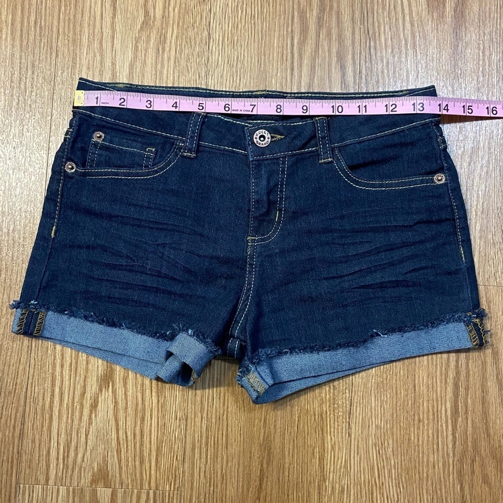 Lucky Brand Riley Roll Shorts - Picture 10 of 14